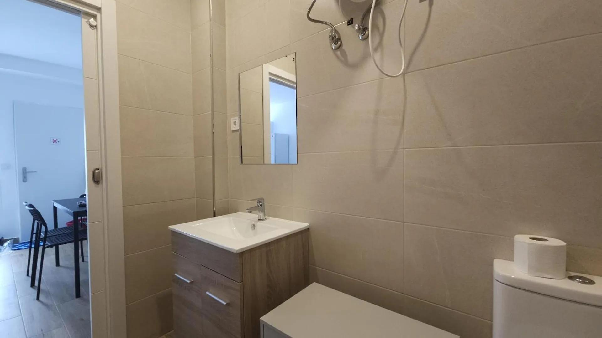 M2 Loft Privado Para 4 Personas Madrid Spain