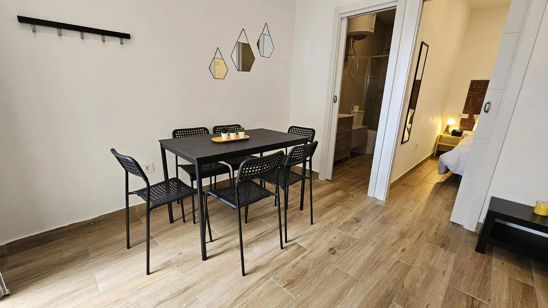 M2 Loft Privado Para 4 Personas Madrid Spain